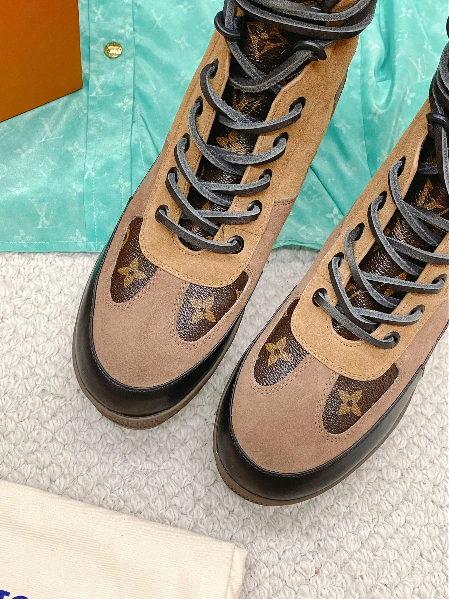 coco- heel height 7cm Water table 3.5cm， 1A4XYA Calfskin item:B-X198J1930